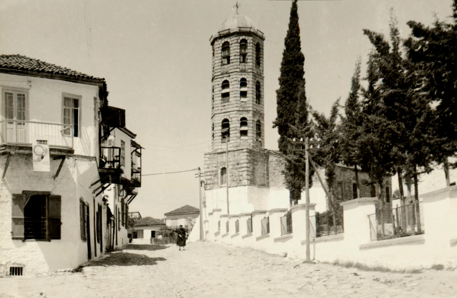 Το καμπαναριό της Αρναίας, σύμβολο της κωμόπολης